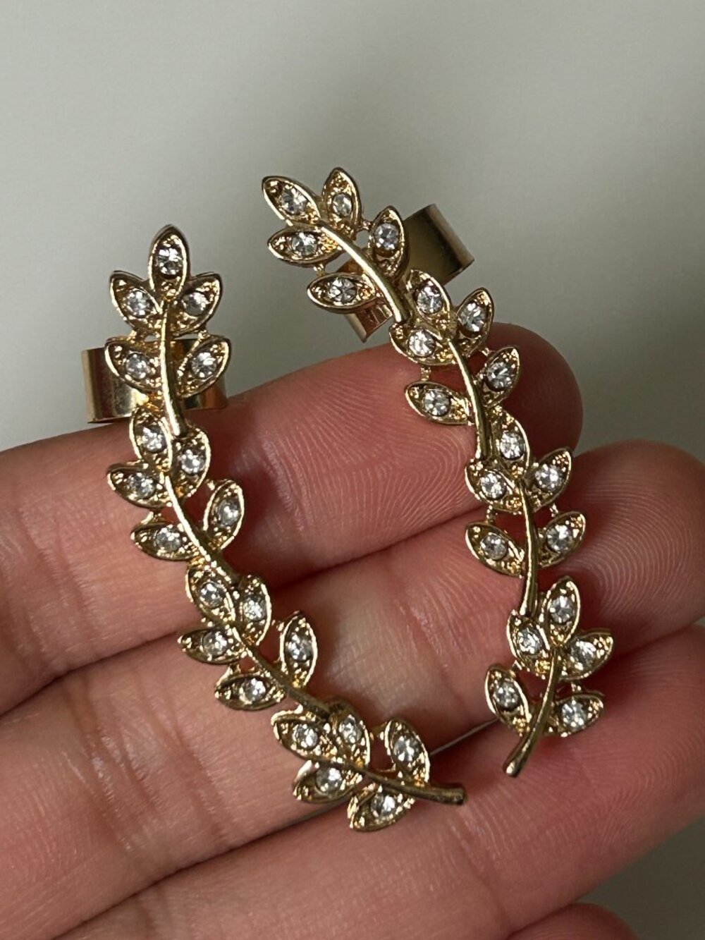 Gold Tone Leaf Vine Ear Climber Earrings Nature Greek Statement Elegant Feminine